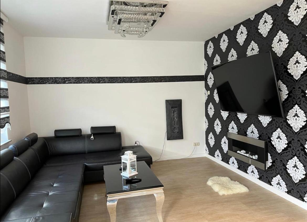 Haushalfte Mit Garten, Kamin, Grill & Whirlpool Nahe Ber Villa Berlin Exterior foto